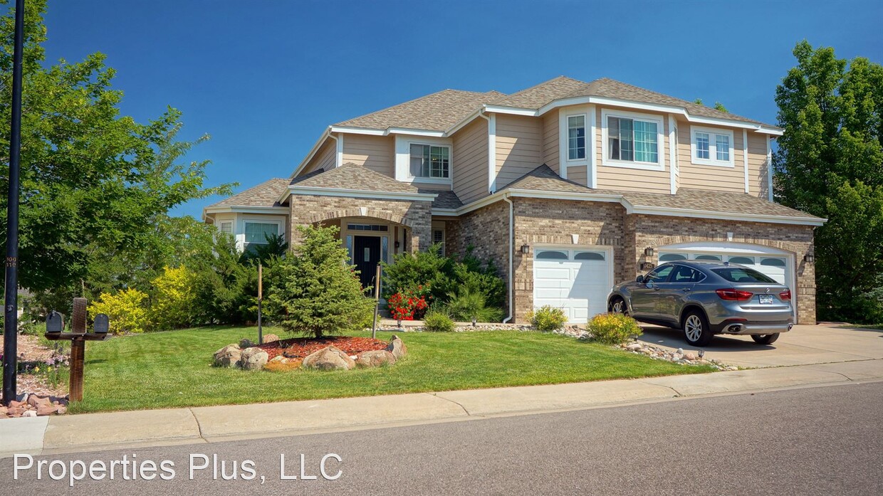 Primary Photo - 4 br, 3.5 bath House - 10425 Carriage Club Dr
