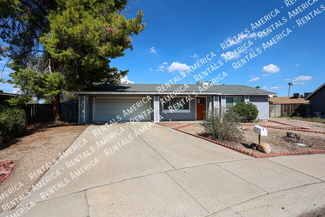 Foto del edificio - 15851 N 23rd St