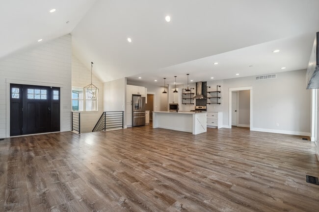 Building Photo - 2939 Diamondhead Cir