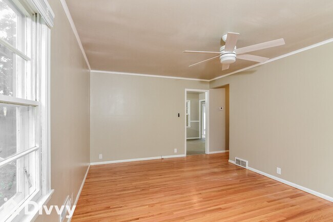 Foto del edificio - 5115 Vincent Avenue North