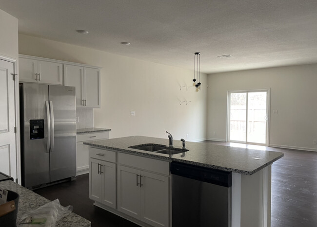 Building Photo - 6674 Wildlife Cir
