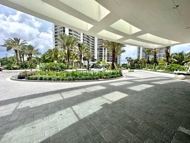 Building Photo - 20201 E Country Club Dr