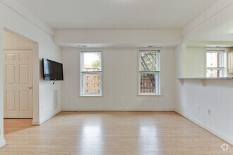 Building Photo - 1340 Fairmont St NW