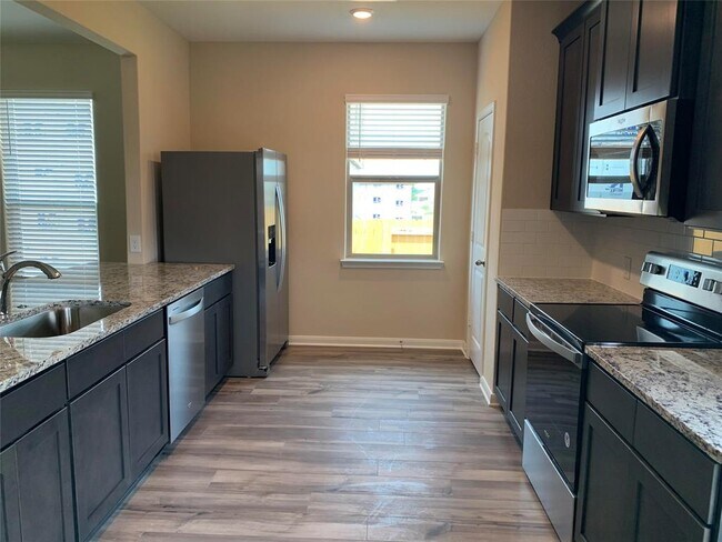 Foto del edificio - 263 Honeysuckle