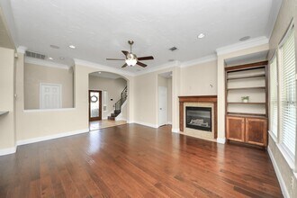 Building Photo - 1493 Silverado Dr