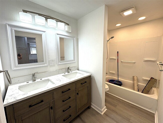 Foto del edificio - 609 N Nanticoke Ave