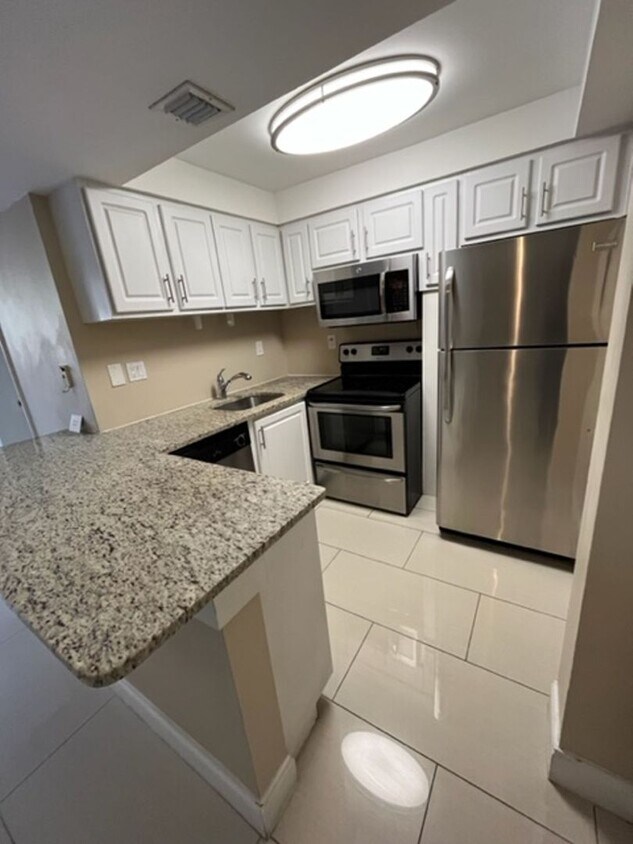 Primary Photo - TWO BEDROOM TWO BATHROOM! WATERFRONT COMMU...