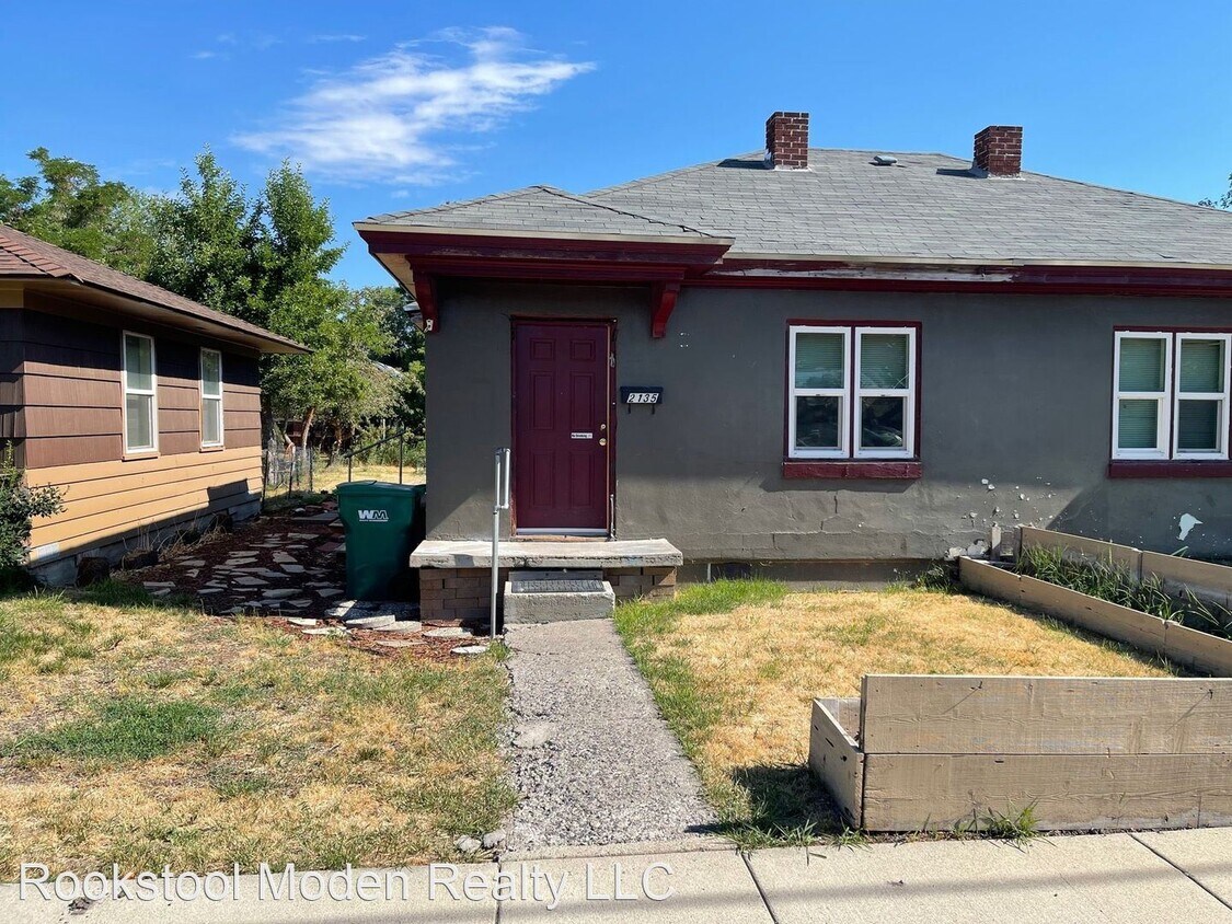 1 br, 1 bath House 2135 Eberlein Ave House Rental in Klamath Falls
