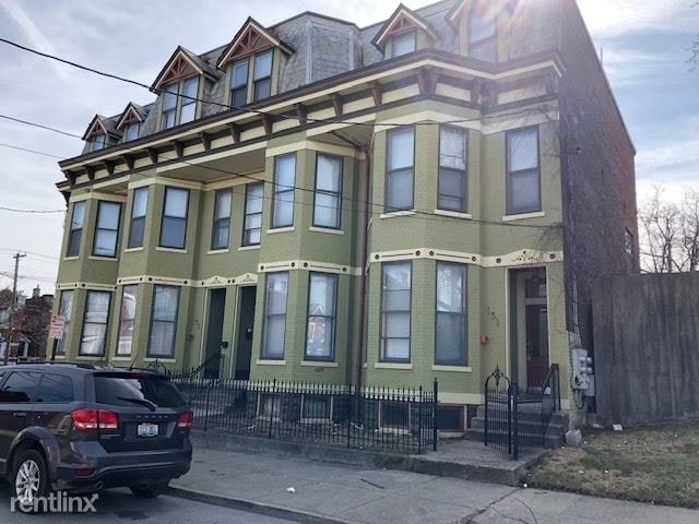 Primary Photo - 131 E 10th St