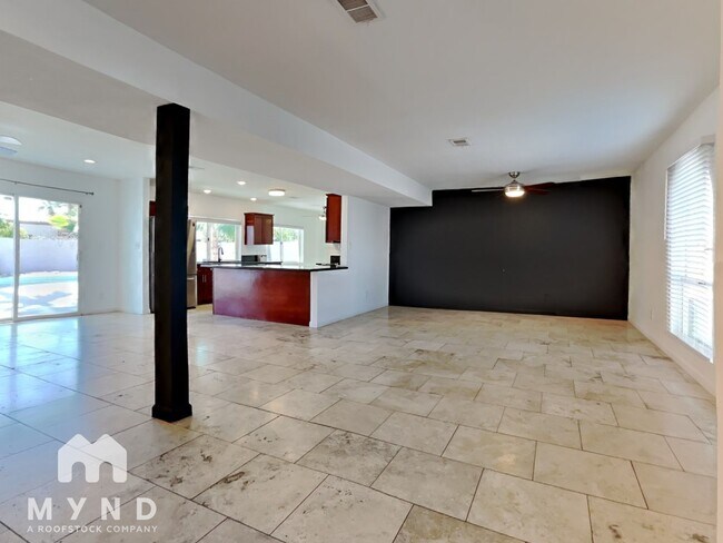 Foto del edificio - 6639 E Camino Santo