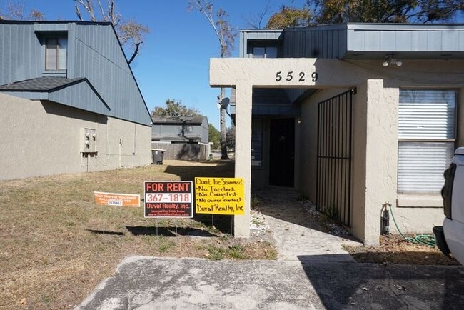 2 Bedroom Townhome near NAS - 2 Bedroom Townhome near NAS