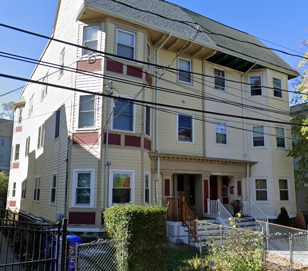 Building Photo - 33 Elmore St