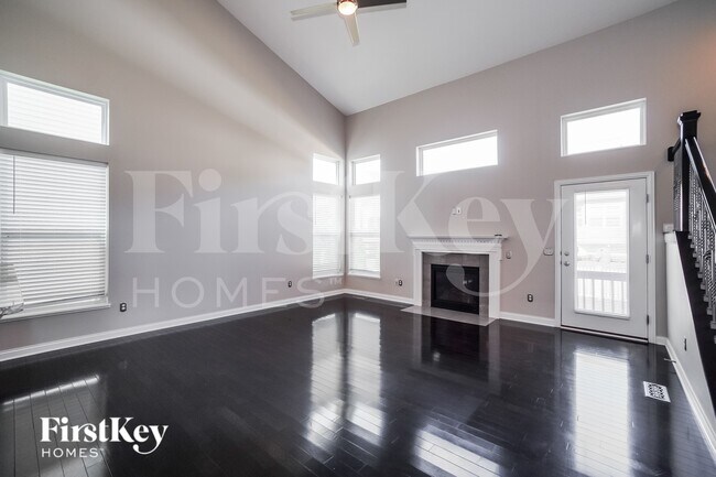 Foto del edificio - 6157 Dajana Dr