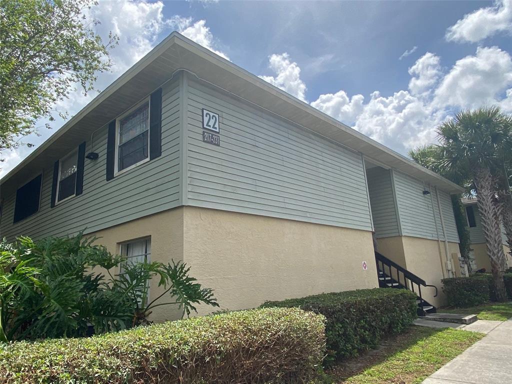 221 Red Maple Pl, Brandon, FL 33510 Condo for Rent in Brandon, FL