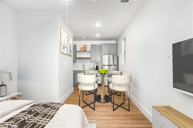 Foto del edificio - 5313 Reiger Ave