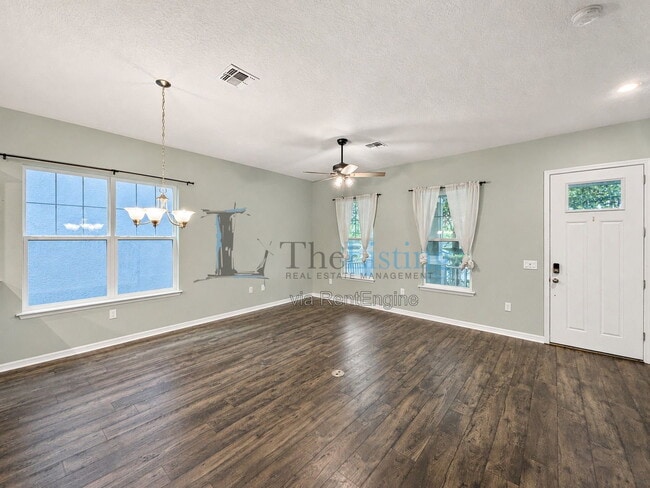 Building Photo - 9137 Grand Is Wy