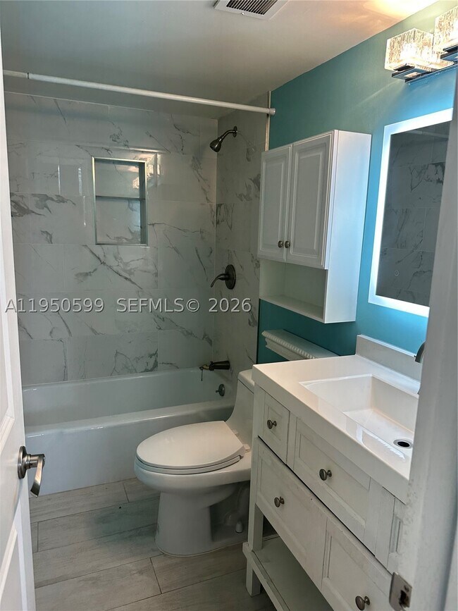Foto del edificio - 2731 NE 14th St