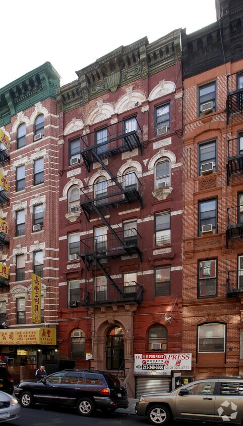Foto del edificio - 28 Henry St