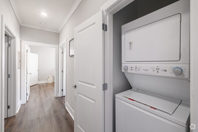 2BR, 2BA - 1153SF - Laundry - Everett at Port Wentworth