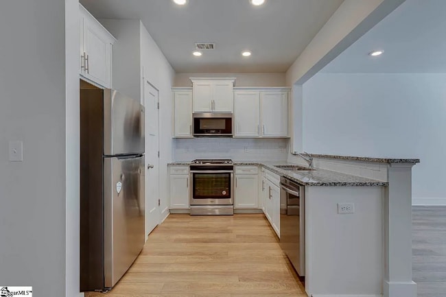 Photo - 103 Shallons Dr Townhome