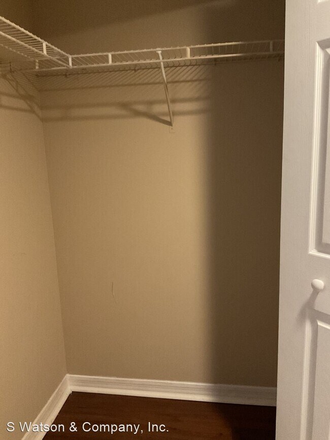 Building Photo - 3 br, 2 bath House - 4179 N Haverhill Rd #612