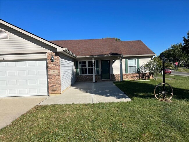 Foto del edificio - 4057 Redbud Ct