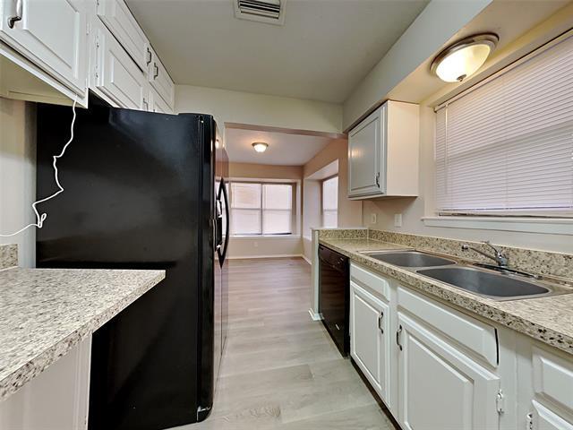 Building Photo - 711 Darnel Ln