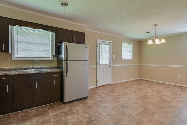 Foto del edificio - 2925 Audubon Pl