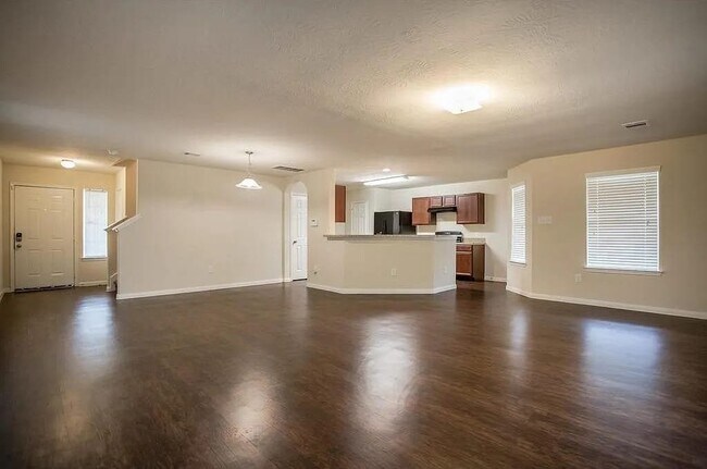 Foto del edificio - 12626 Mountain Daisy Rd