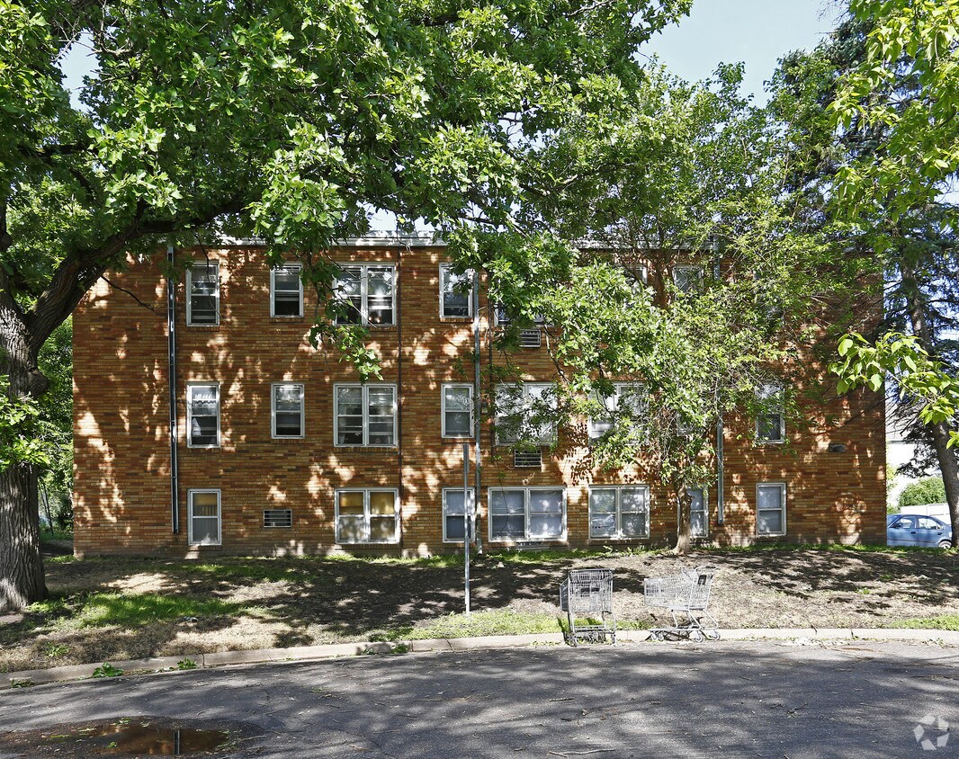 Building Photo - 1029 Atlantic St N