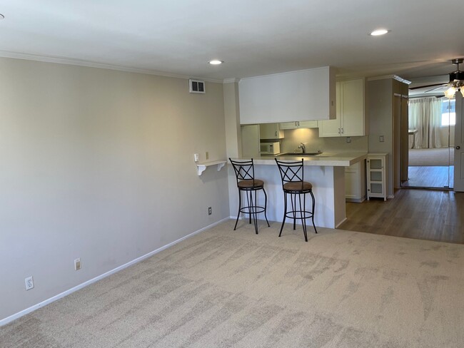 Living, dining, kitchen - 1600 Ardmore Ave