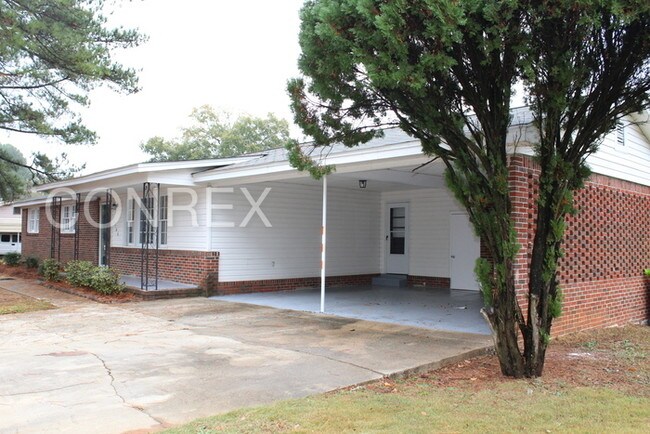 Building Photo - 1506 Westchester Dr