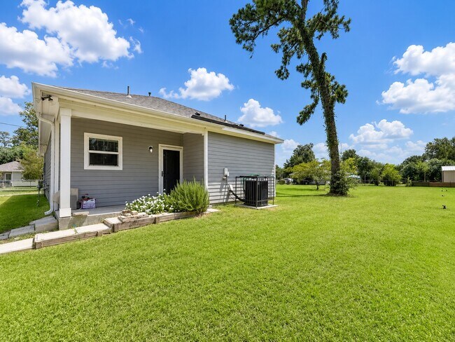 Foto del edificio - 6606 E Crosstimbers St