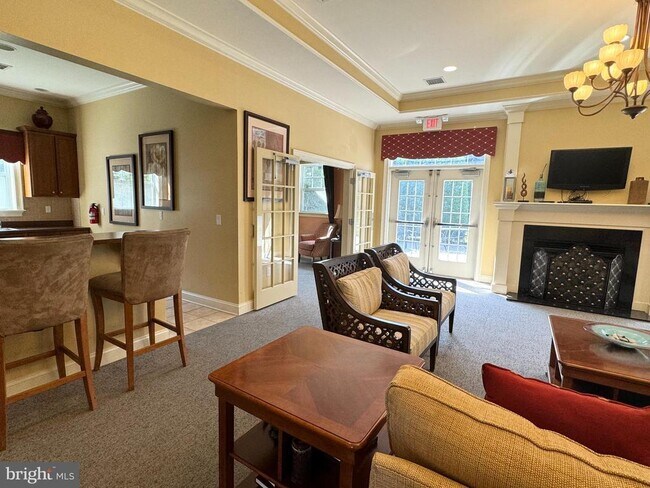 Foto del edificio - 511 Timberlake Dr