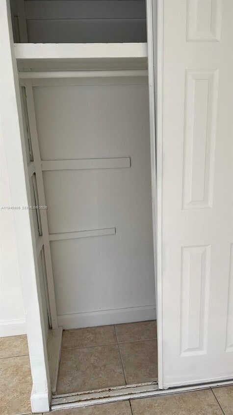 Building Photo - 59 W 26th St