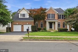 Building Photo - 9255 Bowers Brook Pl