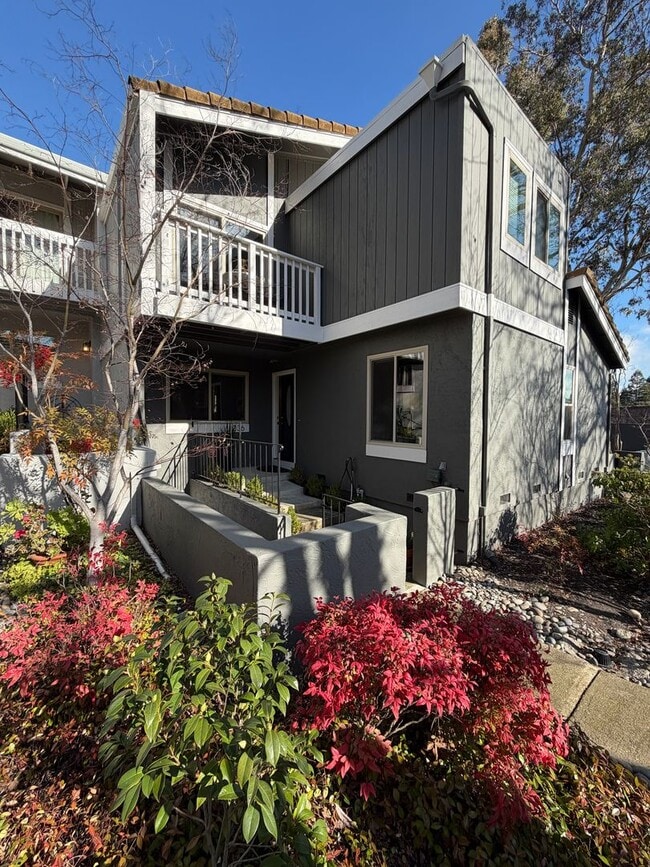 3 Bed 2.5 Bath Townhome In Danville - 3 Bed 2.5 Bath Townhome In Danville