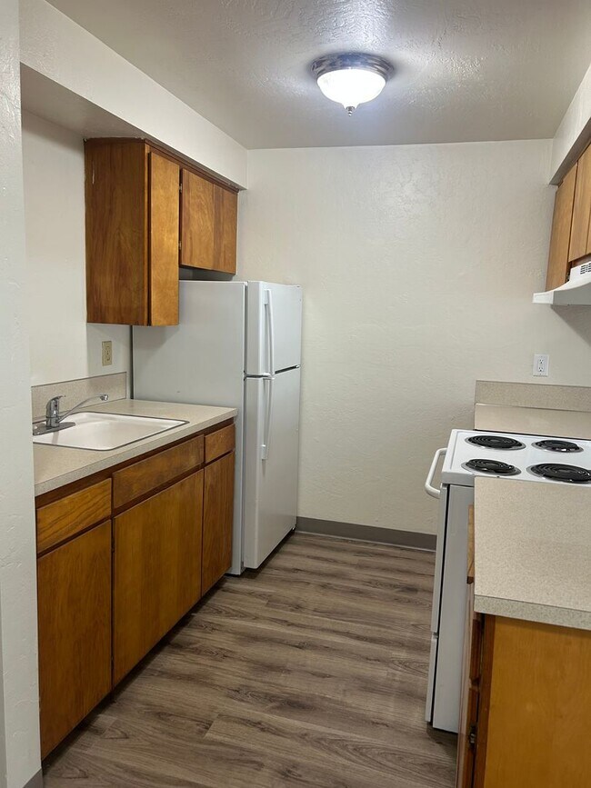 Foto del edificio - (906) Pioneer Street - 1 Bedroom / 1 Bathroom