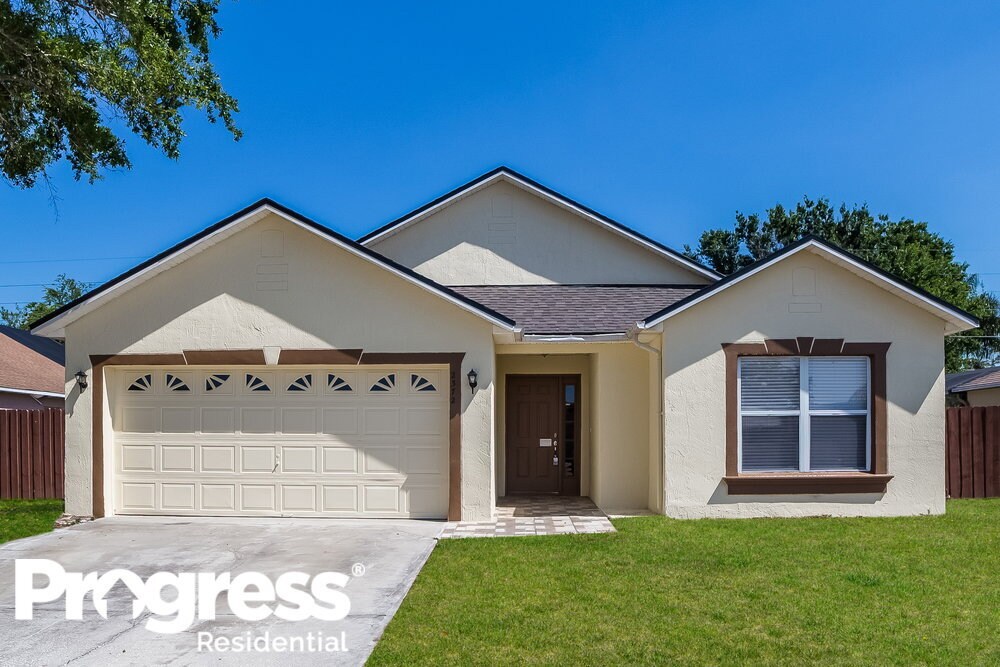 2372 Queenswood Cir, Kissimmee, FL 34743 House for Rent in Kissimmee