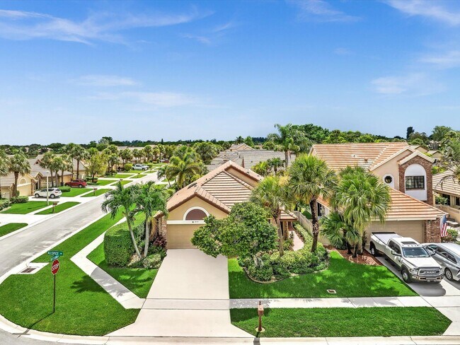 Building Photo - 8101 Allspice Dr