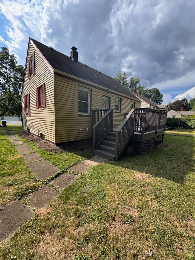 817 Taylor Ave Girard, OH 44420 – photo 2