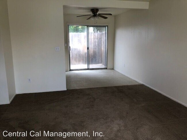 Building Photo - 415 Higgins Dr
