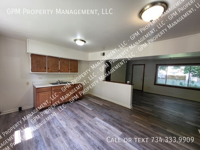 Foto del edificio - 2308 Deerfield Ct