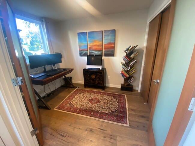 Bedroom 1/Office - 207 16th Ave