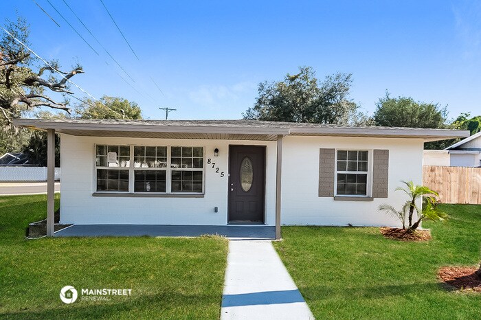 Primary Photo - 8725 N Blvd