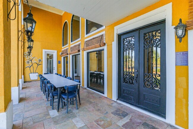 Foto del edificio - 1026 Kings Forest Ln