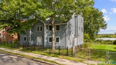 Building Photo - 272 Bellevue St