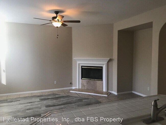Foto del edificio - 4 br, 2 bath House - 5202 Cobalt Way