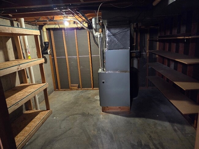 Building Photo - 807 Fitz St