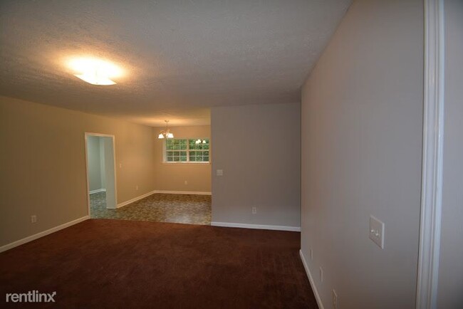 Building Photo - 3 br, 1.5 bath House - 2655 Sardis Rd